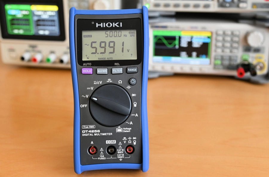 Review: Hioki DT4256 Multimeter - Elektor